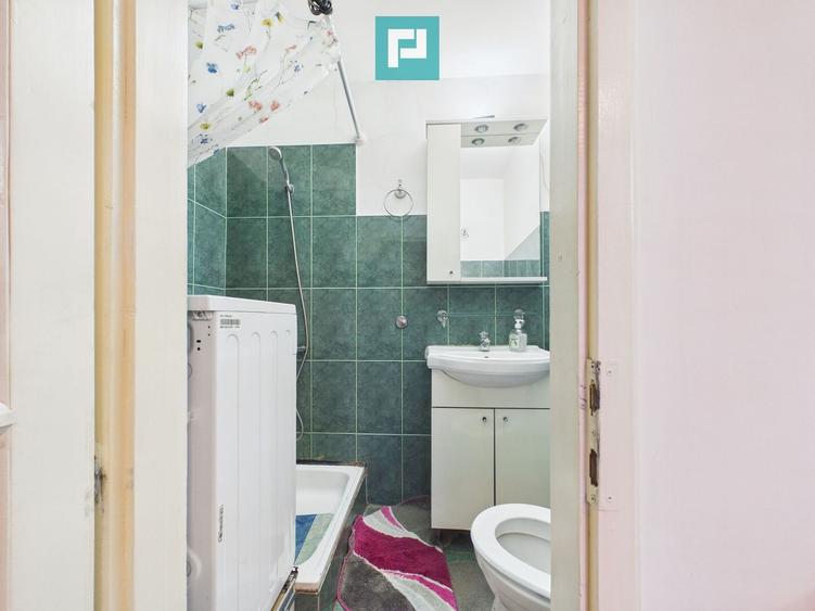 Apartament ultracentral cu 2 camere de închiriat