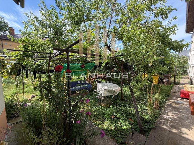 Apartament 3 camere cu teren, zona PARC/Hollosi Simon