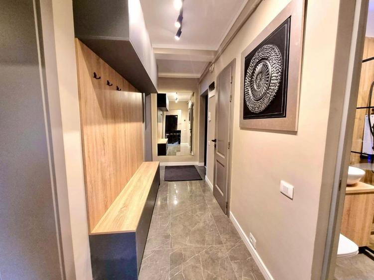 Apartament premium cu 2 camere, zonă centrală, prima închiriere + parcare