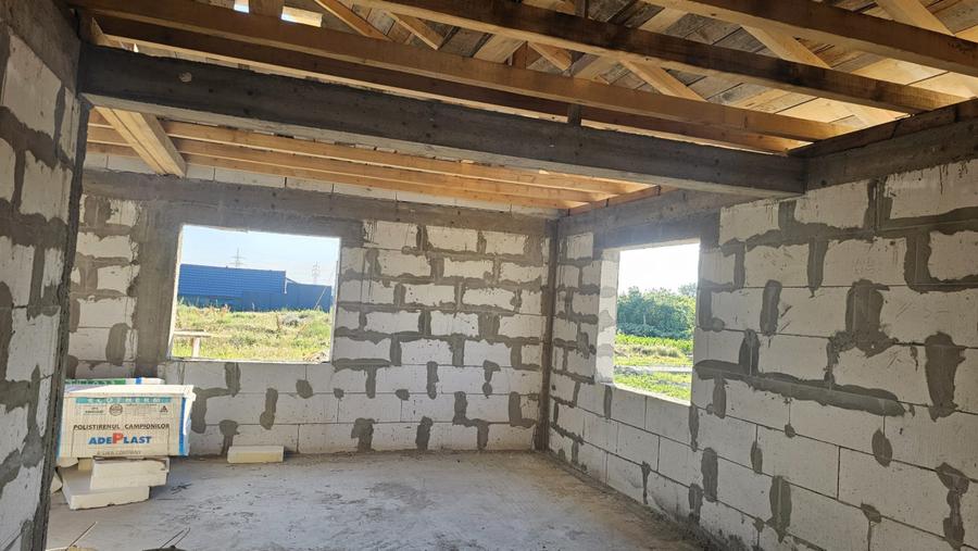 Casă în construcție de vânzare, 124 mp, zona Nord