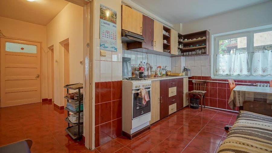 VANZARE | VILA - 3 APARTAMENTE | Drumul Poienii Brasov  - Proprietate Unica