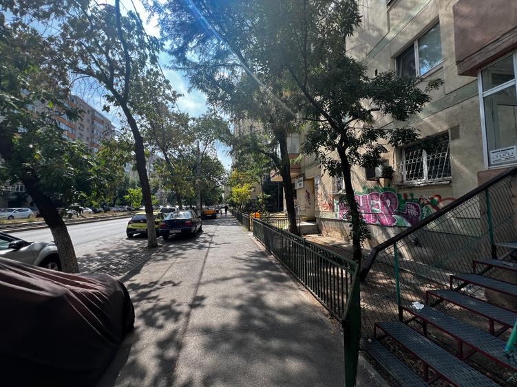 SPATIU COMERCIAL DE INCHIRIAT RAHOVA PETRE ISPIRESCU STRADAL
