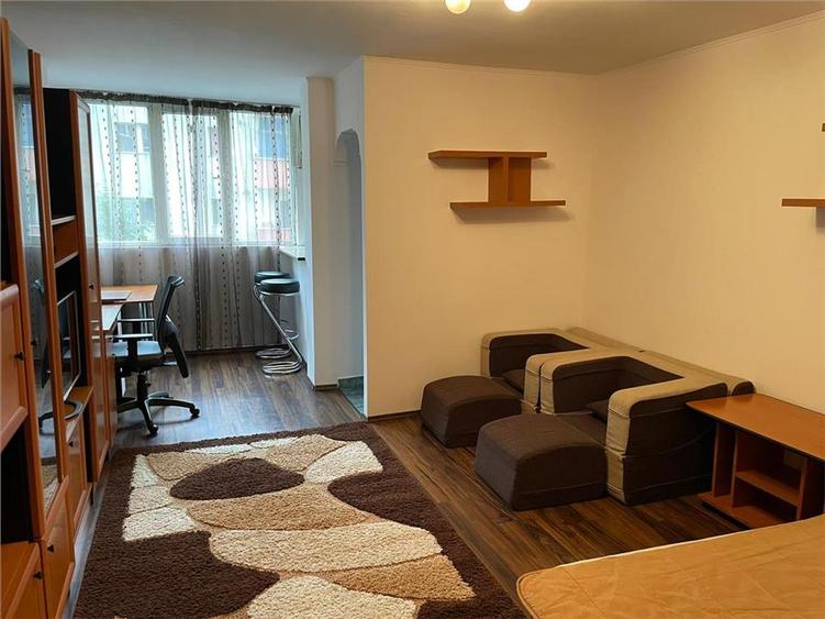Garsoniera | Marasti |Zona The Office | Mobilata