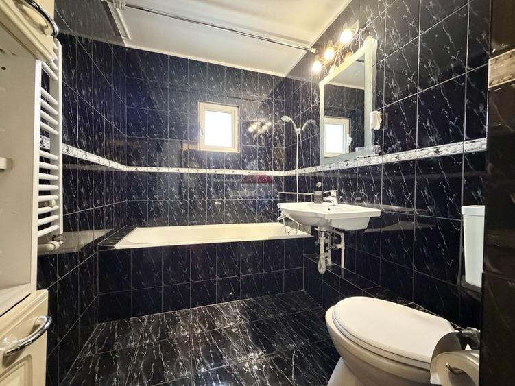 Apartament 3 camere decomandat – zona Teatrului Masca,/Bd. Uverturii