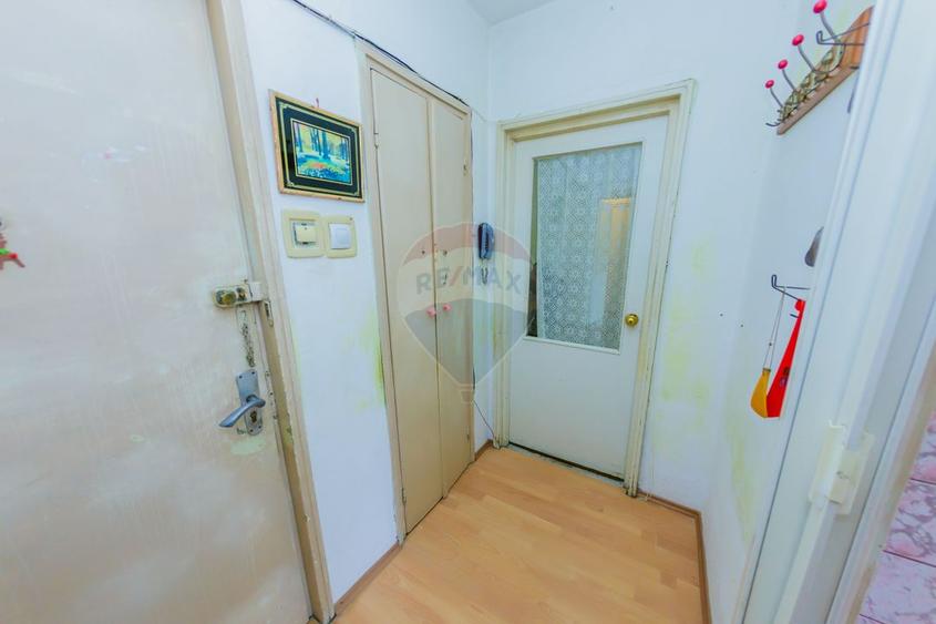 Apartanent 3 CAMERE LA PRET DE 2 camere Ioan Slavici