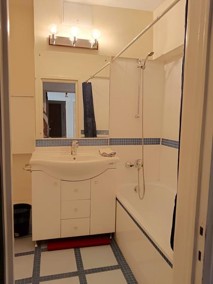 Apartament 3 camere de închiriat Ultracentral – Universitate