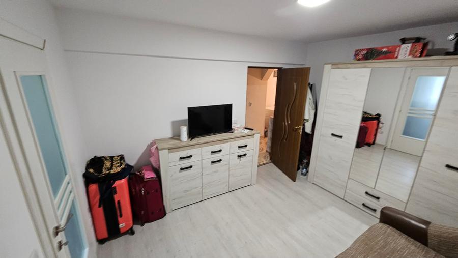Apartament 3 camere, Bld.Roman Musat