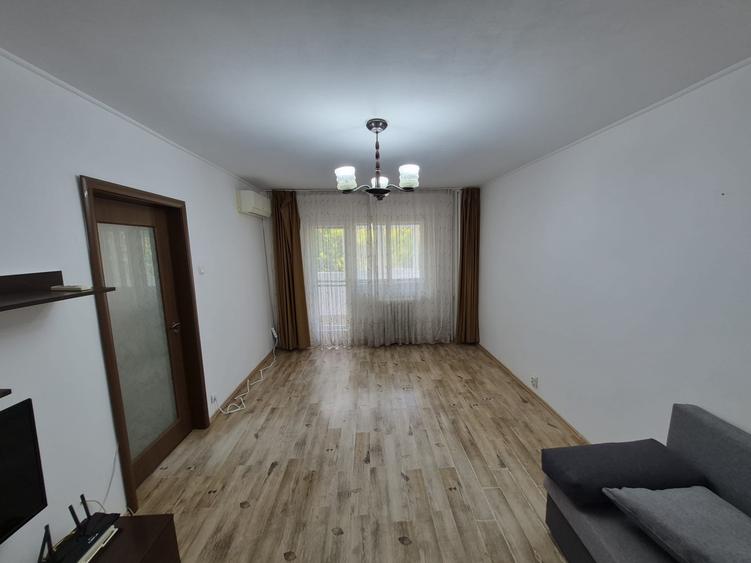 Câmpia Libertății – Scoala 75 , decomandat