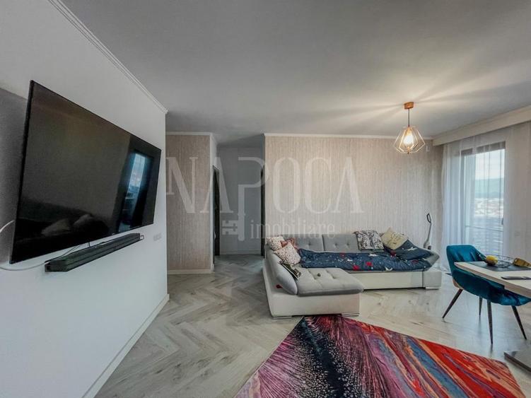 Apartament 4 camere de vanzare in Floresti