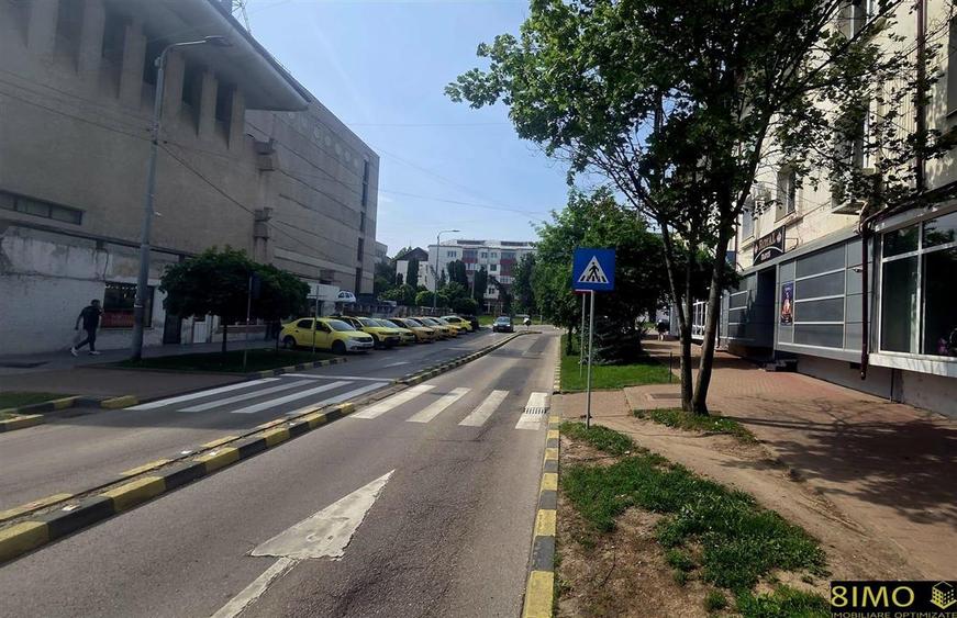 Spatiu comercial ultracentral de inchiriat, 74 mp