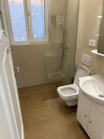 Vila  ultracentrala,  5 camere, prima inchiriere dupa renovare