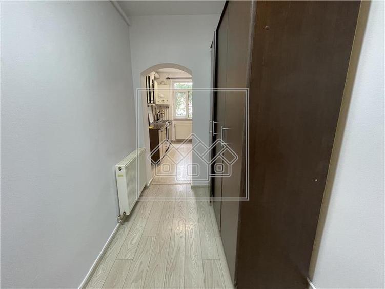 Apartament 2 camere decomandat, str. Rahovei, parter + balcon