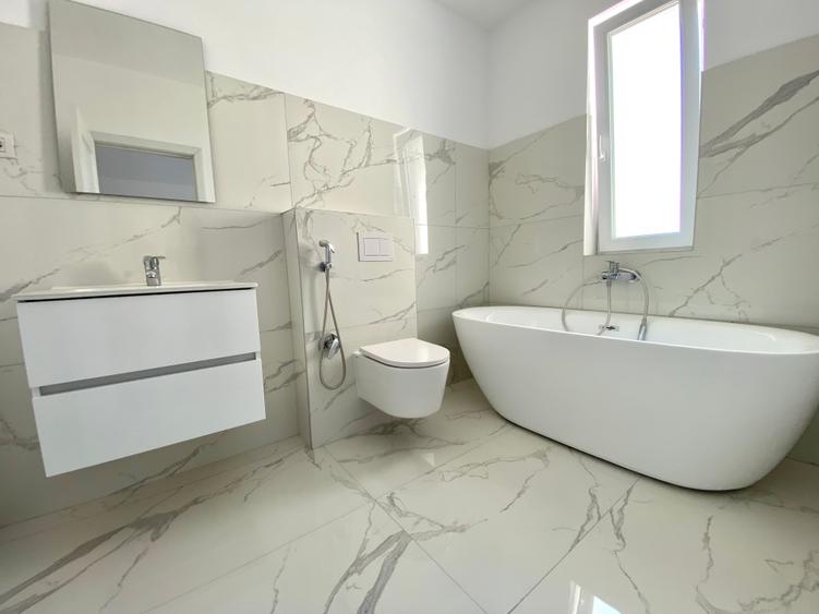 Duplex pe parter langa Timisoara | 3 camere si 2 bai | Perete dublu