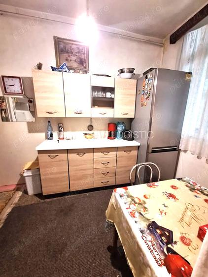 Vanzare apartament cu balcon zona PARFUMUL TEILOR - 4