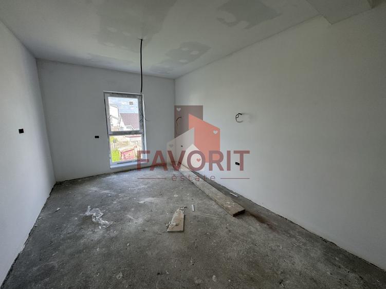 Duplex 5 camere ,despartit prin camera tehnica, finisat la cheie in Mosnita