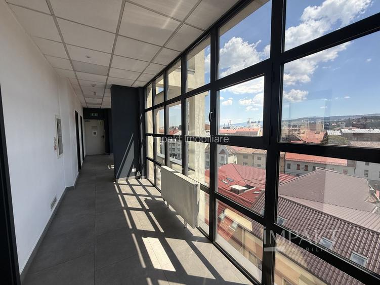 Cladire de birouri cu  spatii vitrate generoase in Zorilor. - 15