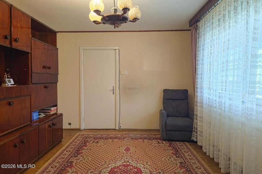 Circumvalatiunii - Gheorghe Lazar - 4 Camere, Etaj 3, 2 Bai, Centrala