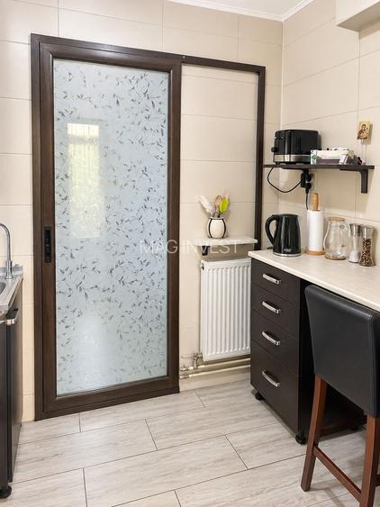 De vanzare apartament cu 2 camere, Siderurgistilor Vest, et. 4, 68.000 euro - 3