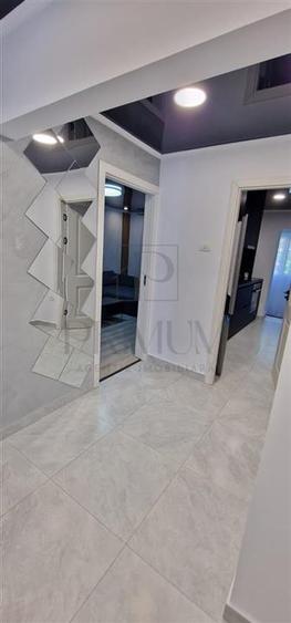 LIPOVEI - BLOC IZOLAT - 3 CAMERE - 1 BALCON - CENTRALA PROPRIE - CLIMA - GARAJ