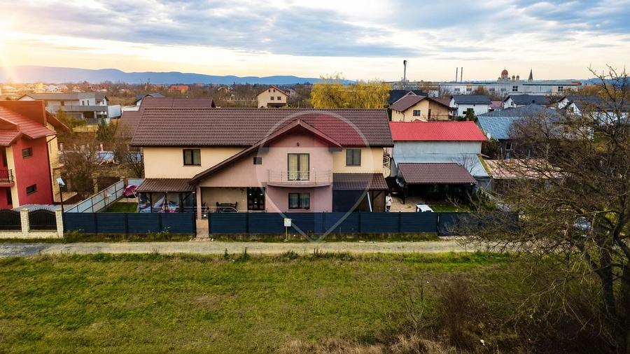 Vilă cu 5 camere de vânzare în Șerbănești