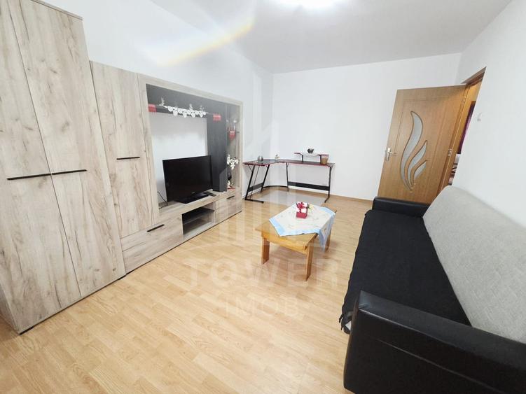 Apartament 3 camere de închiriat - Vasile Aaron