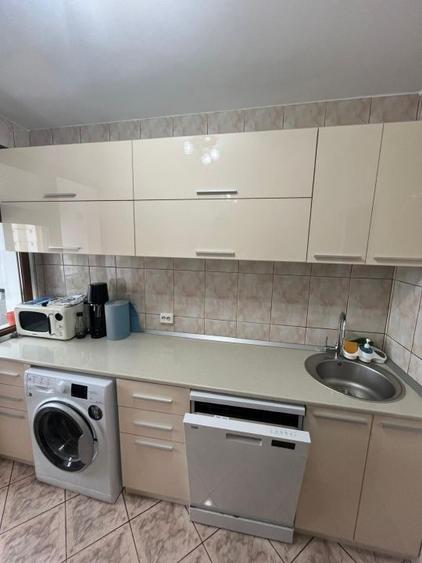 Apartament -4 camere - GIurgiului
