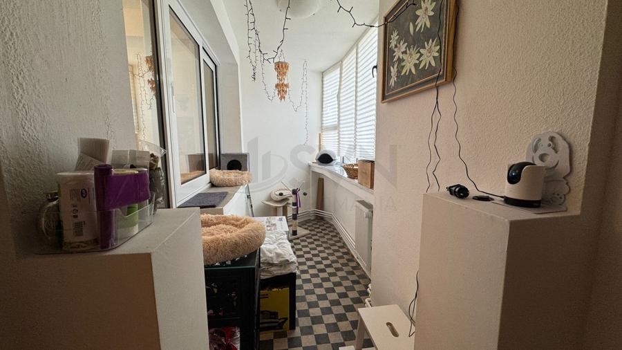 REA1027698 Apartament 3 camere I Universitate