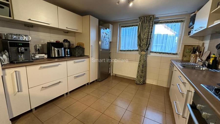 Casa individuala 6 camere cu teren 700 mp si garaj in Selimbar - 6