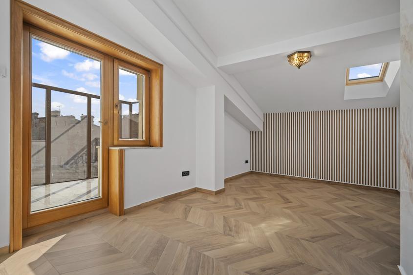 VILA ISTORICA CISMIGIU - COMPLET RENOVATA
