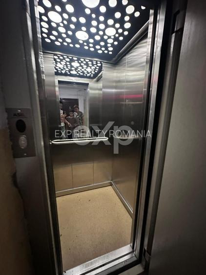 Apartament 4 camere ,Et 7/8 , Calea București - 12
