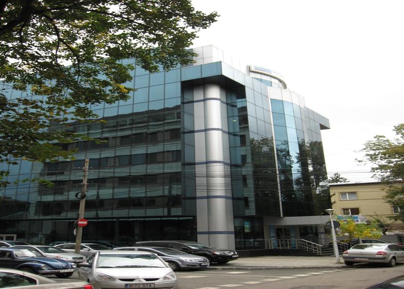 Spatiu comercial de inchiriat in Aviatorilor 45