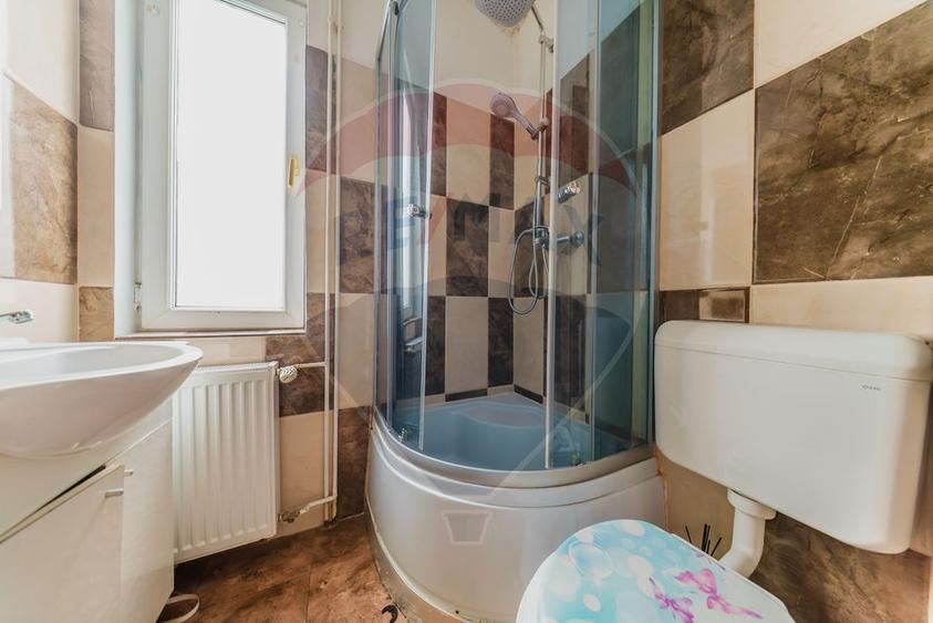 Garsoniera de vanzare in Confectii - etaj 1