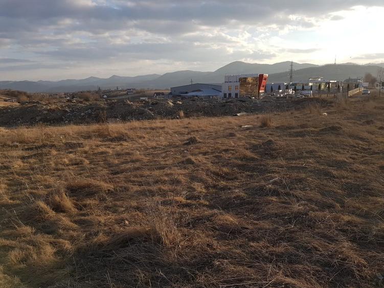 Teren intravilan 33000 mp, Piatra Neamt