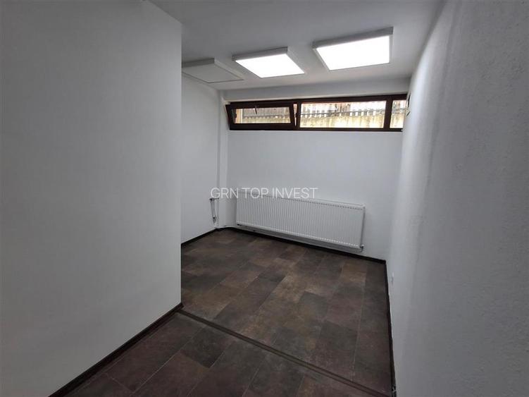 Spatiu comercial birouri 70mp zona Centrala