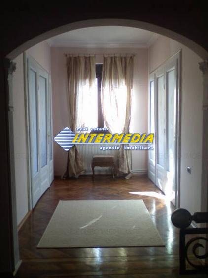 Casa de vanzare 5 camere Centru Alba Iulia
