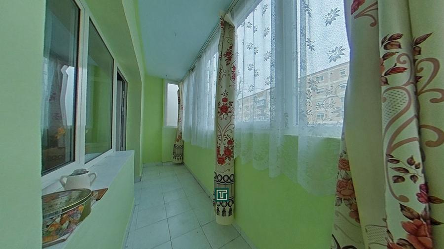 Apartament spațios cu 3 camere de vânzare în Arad – zona Micălaca, Miorița