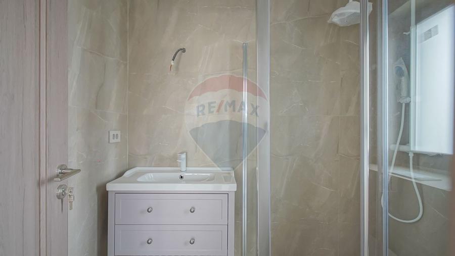 Comision 0 %! Casă cu 4 camere de vânzare în zona Stupini!
