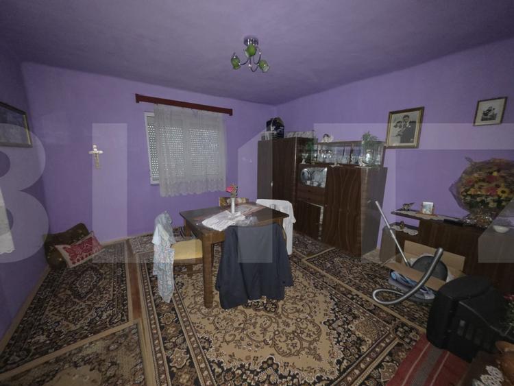 Casa de caramida, 3 camere, teren 1.208 mp, satul Micfalau