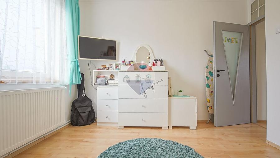 Comision 0 %! Apartament cu 4 camere de vânzare în Centrul Civic