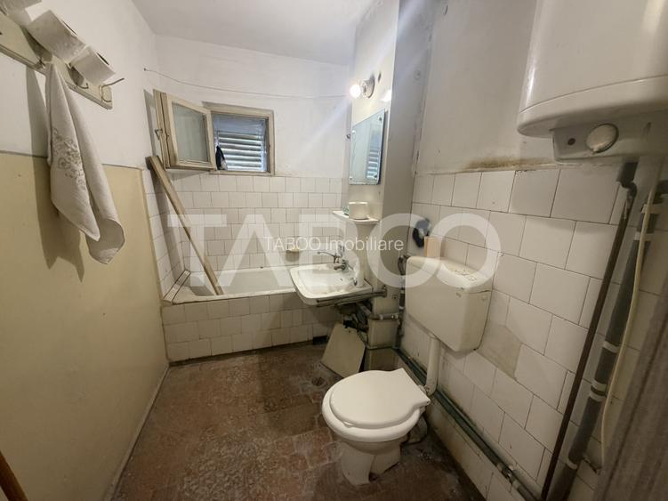 Apartament decomandat 2 camere 50 mp utili etaj 1 Bulevardul Unirii - 8