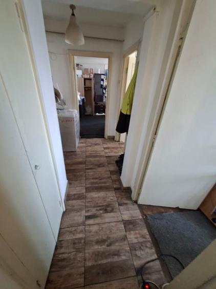 Apartament cu 2 camere decomandat, etaj intermediar, zona Bd. Independentei