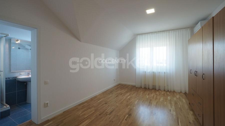 Vilă impecabila cu 7 camere, piscina exclusiva - 13