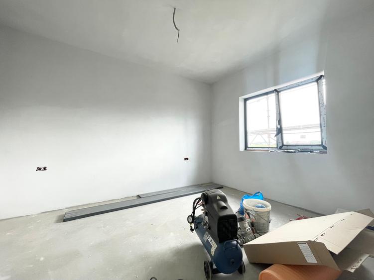Duplex 5 camere, 365mp teren, 1434€/mp - Mosnita Veche