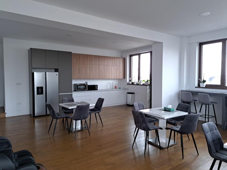 APARTAMENT 4 CAMERE