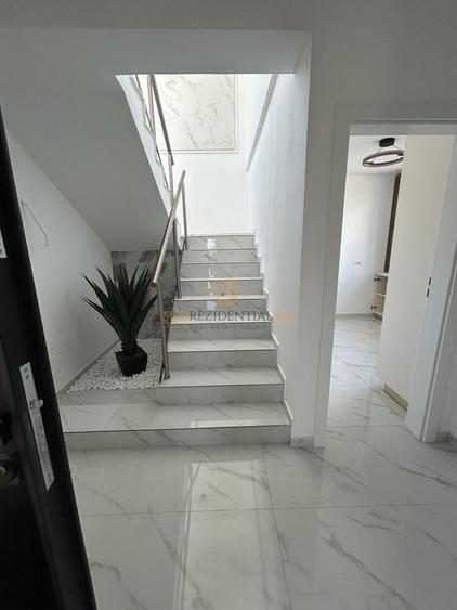 Vila individuala cu 4 camere, ansamblu cu piscina, Bragadiru