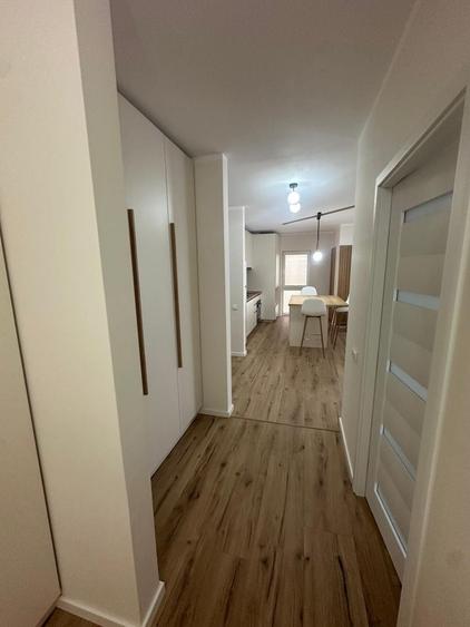 De inchiriat apartament 3 camere, bloc nou