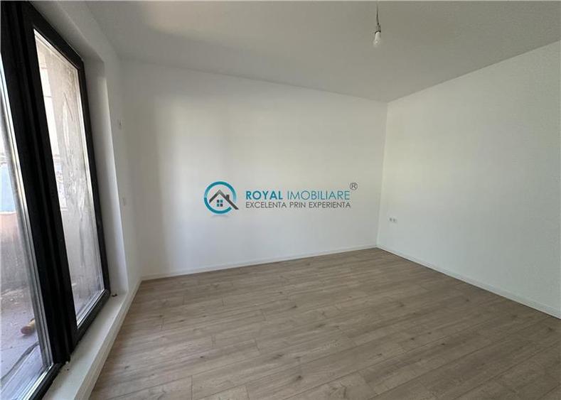Royal Imobiliare - Vanzare Penthouse 3 camere zona Albert