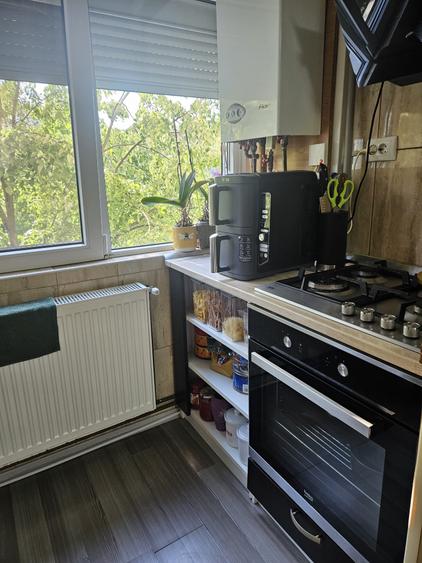Apartament 3 camere, decomandat, de vânzare – Militari, zona Gorjului