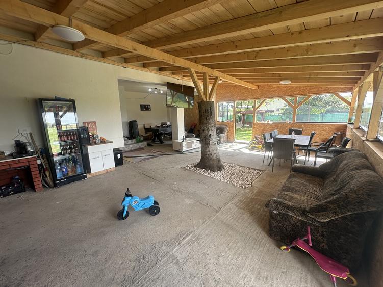 CREVEDIA-DARZA, CASA P+M 220 MP, TEREN 2.200 MP!