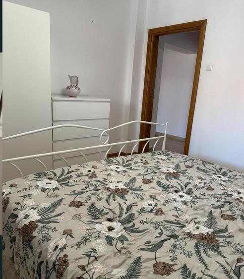 Apartament 4 camere Lux+Centrala de bloc langa metrou Piata Romana